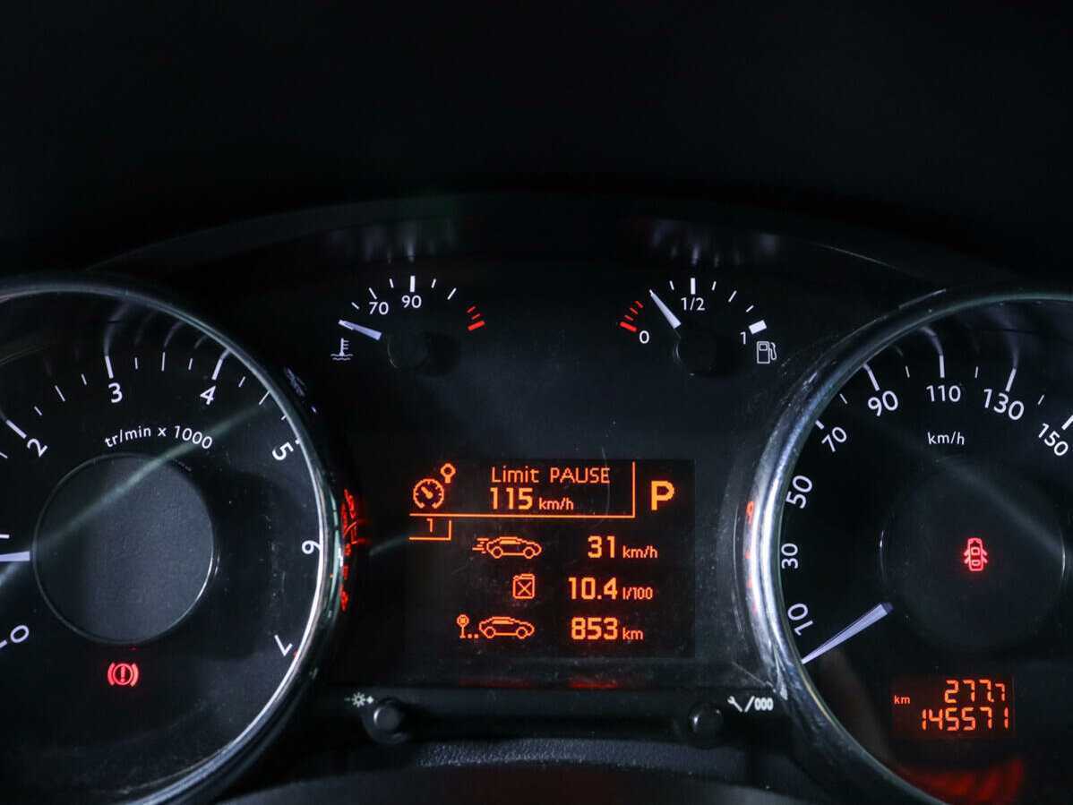 Peugeot 3008 с пробегом — 2013 год. Фото: #10