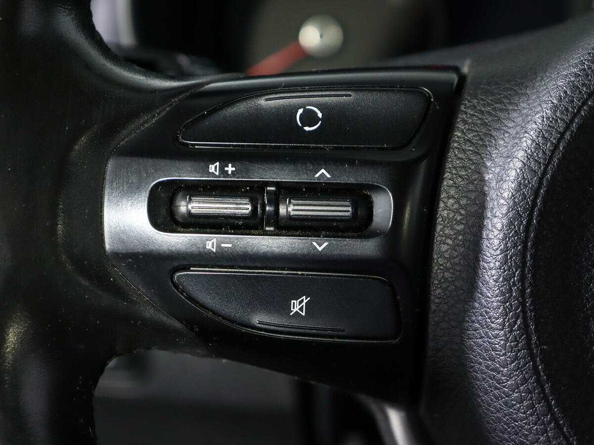 Kia Rio с пробегом — 2019 год. Фото: #14