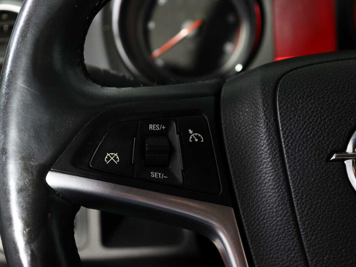 Opel Meriva с пробегом — 2012 год. Фото: #16