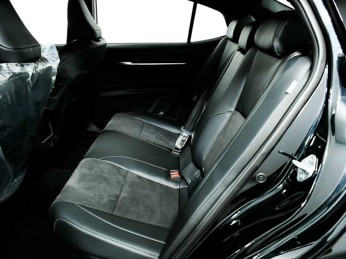 Toyota Camry с пробегом — 2024 год. Фото: #11