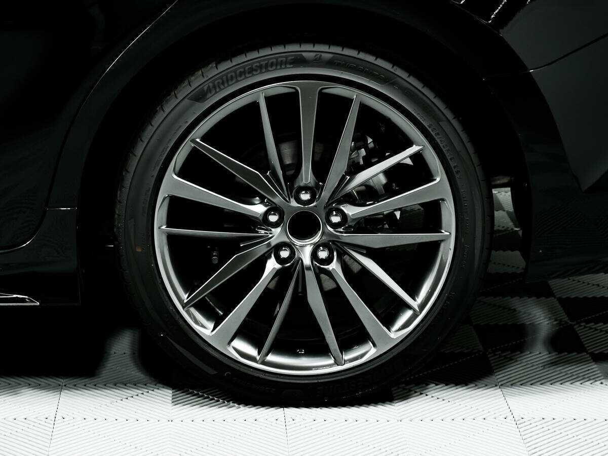 Toyota Camry с пробегом — 2024 год. Фото: #13