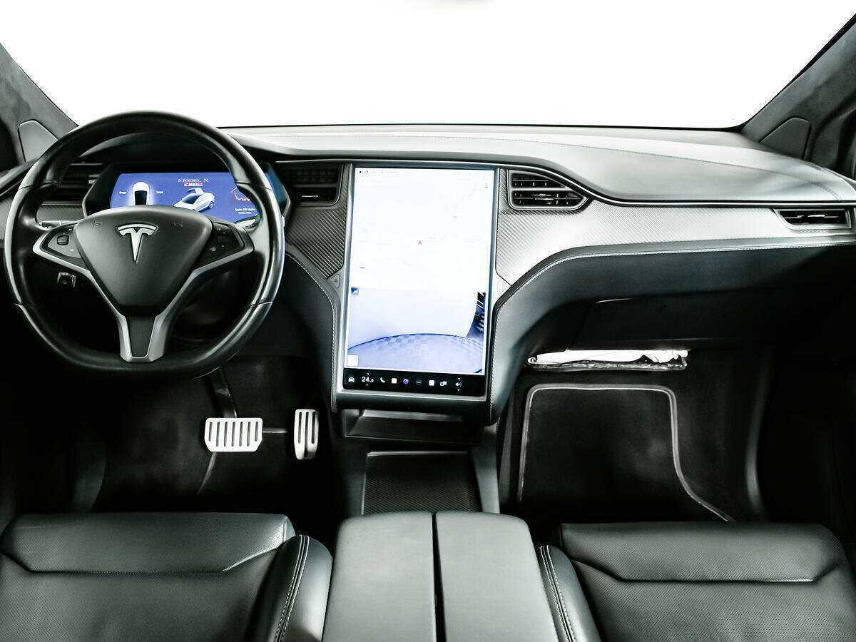 Tesla Model X с пробегом — 2018 год. Фото: #9