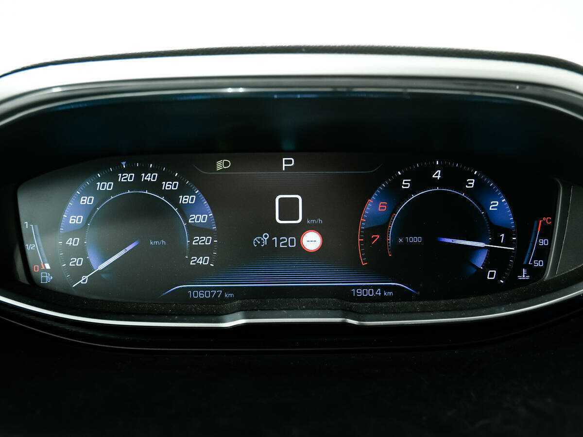 Peugeot 3008 с пробегом — 2017 год. Фото: #8