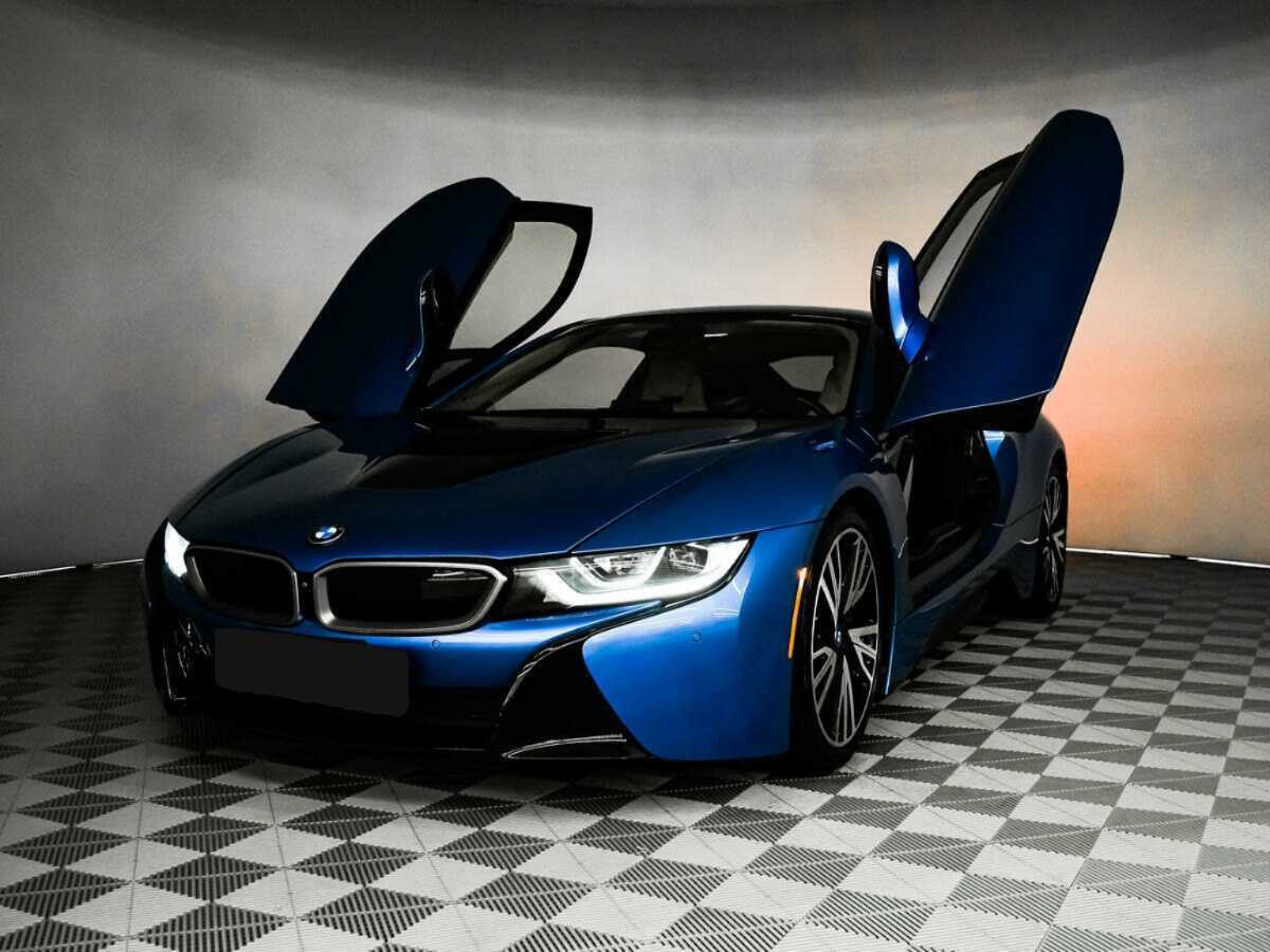 BMW i8 с пробегом — 2016 год. Фото: #18