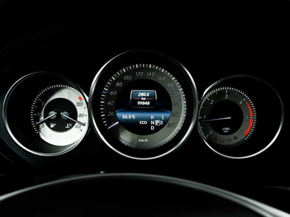 Mercedes-Benz CLS с пробегом — 2016 год. Фото: #9