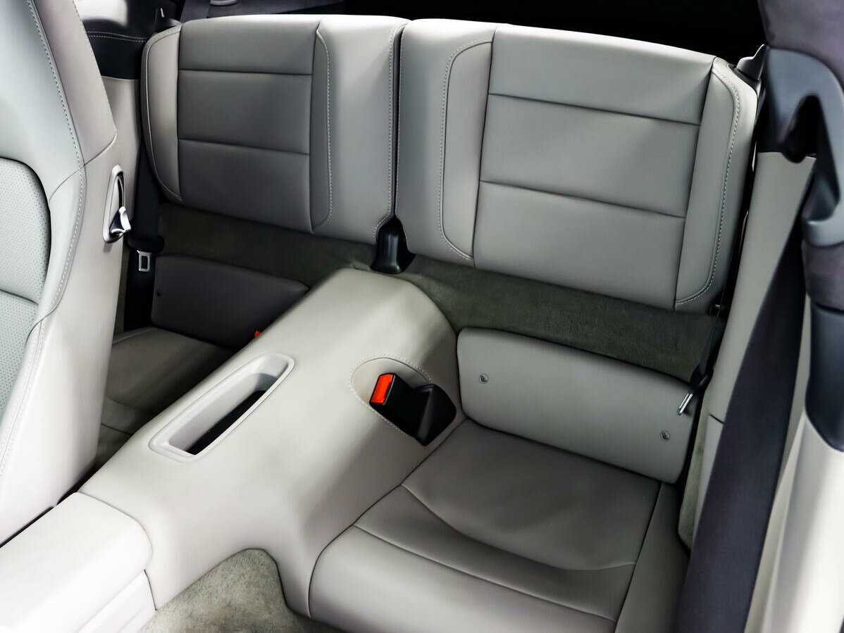 Porsche 911 с пробегом — 2014 год. Фото: #11