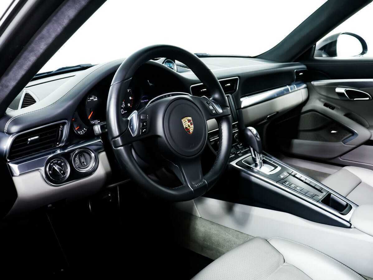 Porsche 911 с пробегом — 2014 год. Фото: #12