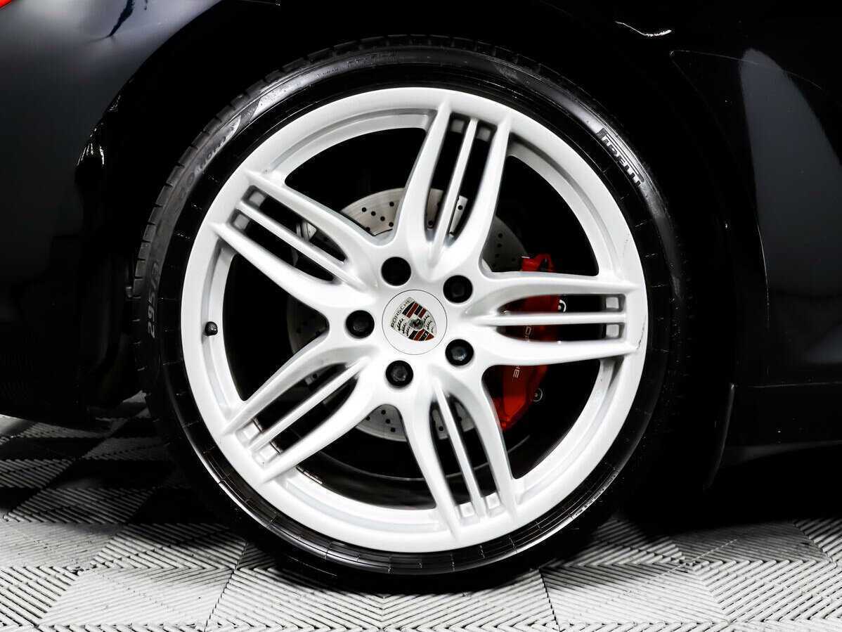 Porsche 911 с пробегом — 2014 год. Фото: #13