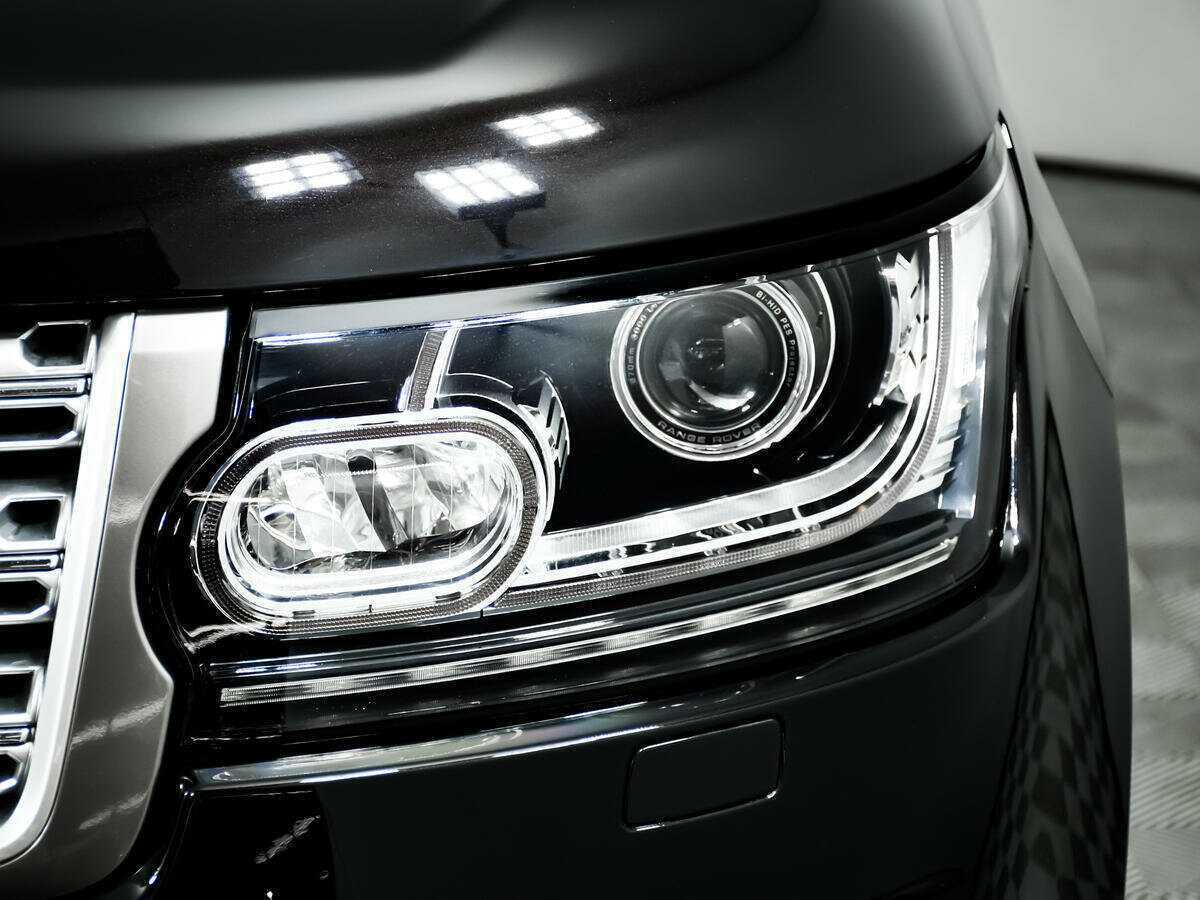 Land Rover Range Rover с пробегом — 2016 год. Фото: #12