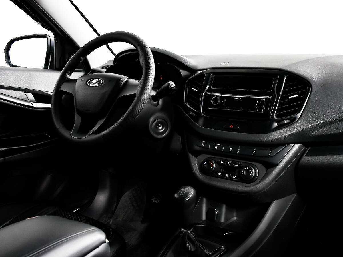 Lada (ВАЗ) Vesta с пробегом — 2021 год. Фото: #8