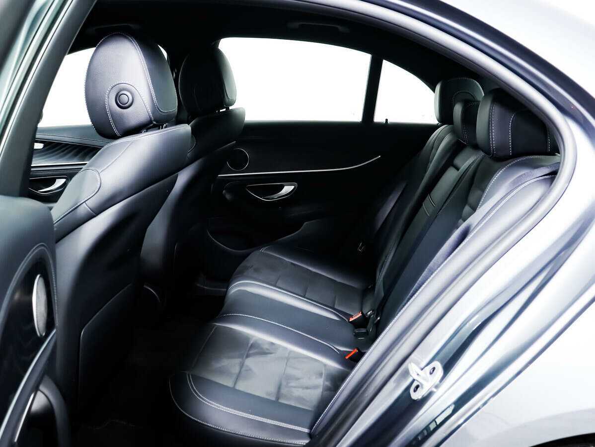 Mercedes-Benz E-Класс с пробегом — 2020 год. Фото: #9