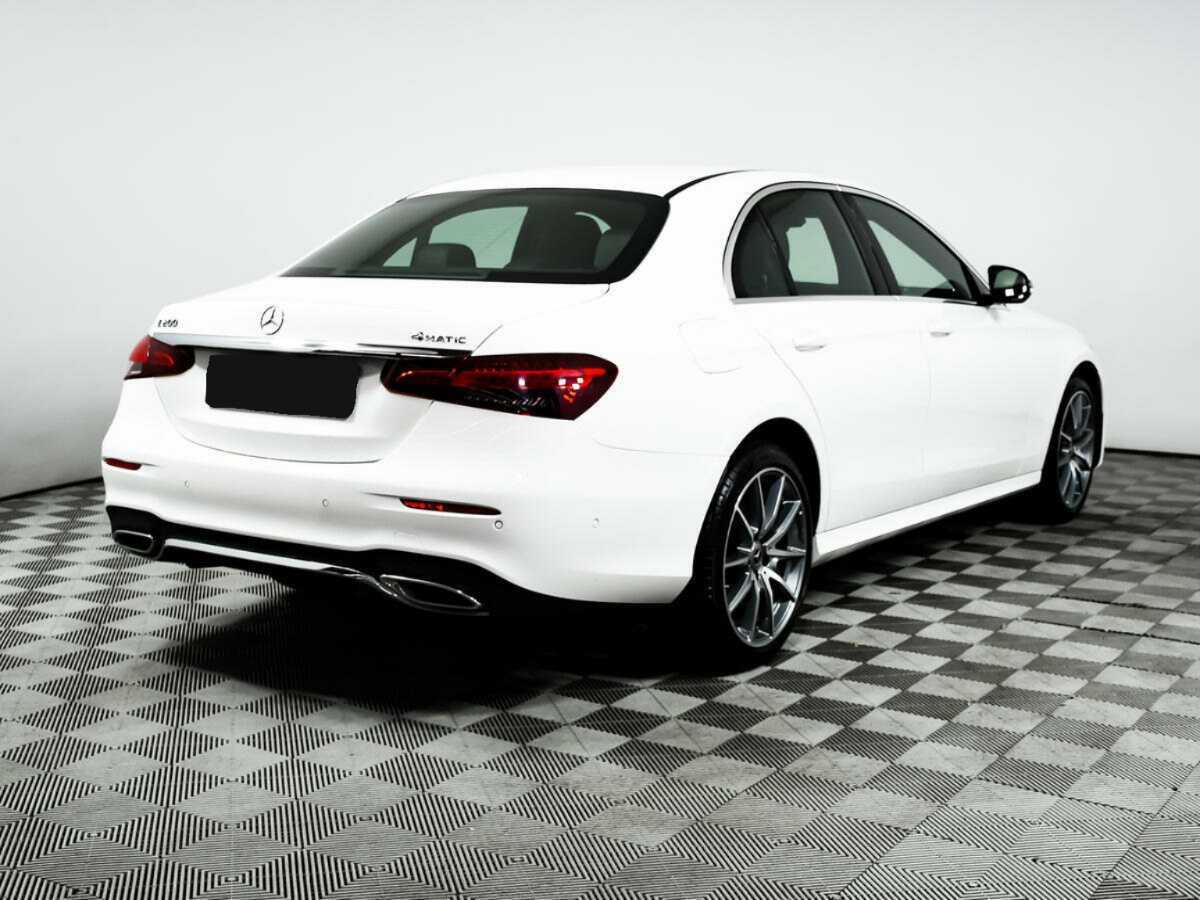 Mercedes-Benz E-Класс с пробегом — 2022 год. Фото: #4