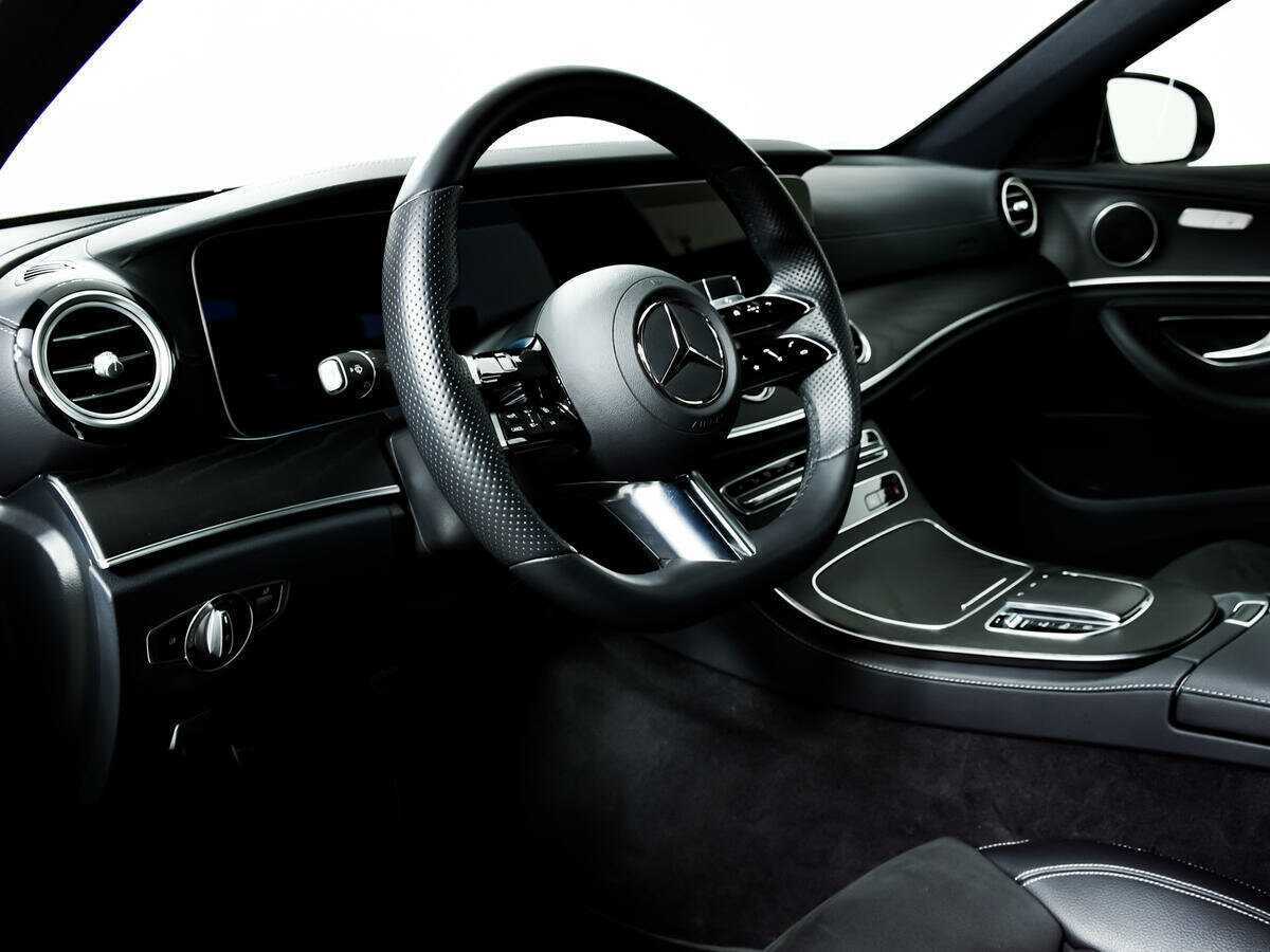 Mercedes-Benz E-Класс с пробегом — 2022 год. Фото: #12