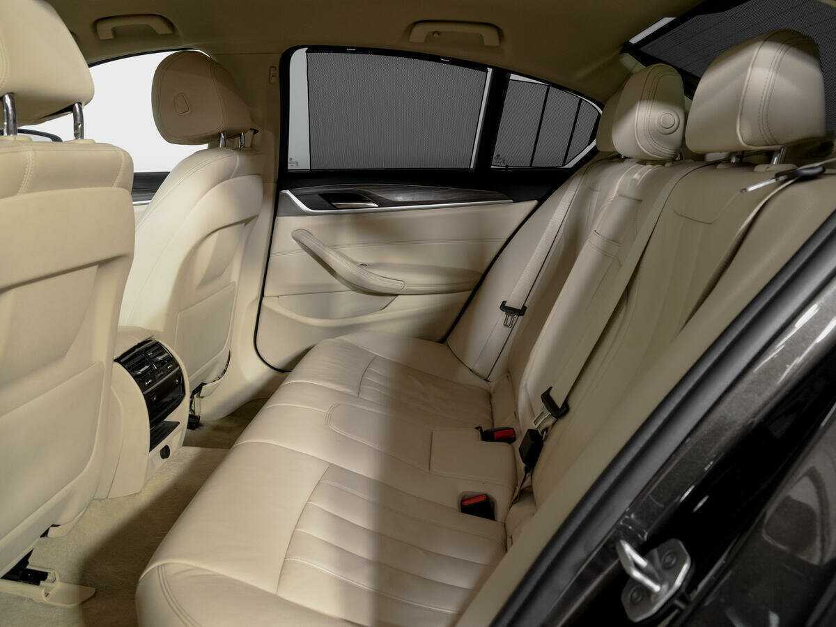 BMW 5 серии с пробегом — 2017 год. Фото: #8