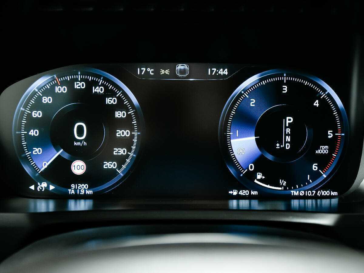 Volvo XC90 с пробегом — 2016 год. Фото: #7