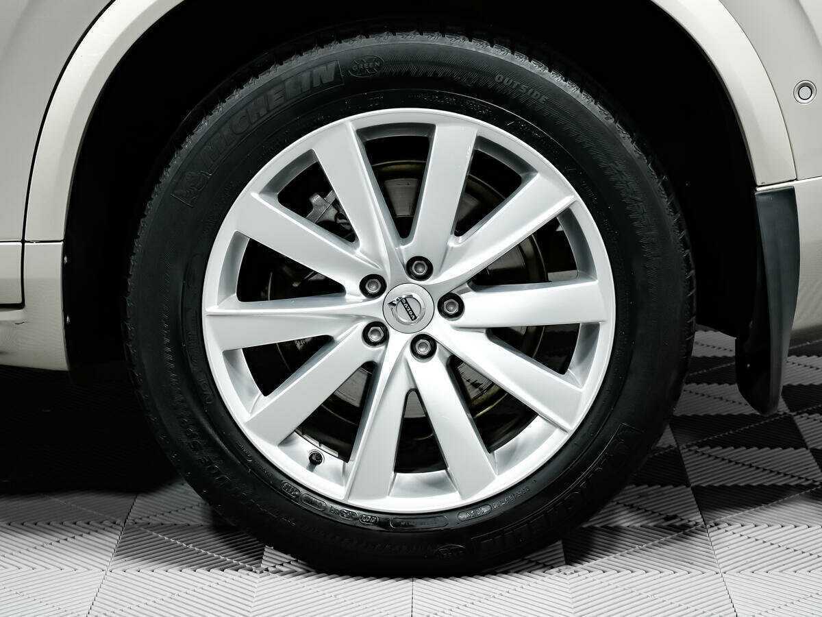 Volvo XC90 с пробегом — 2016 год. Фото: #11