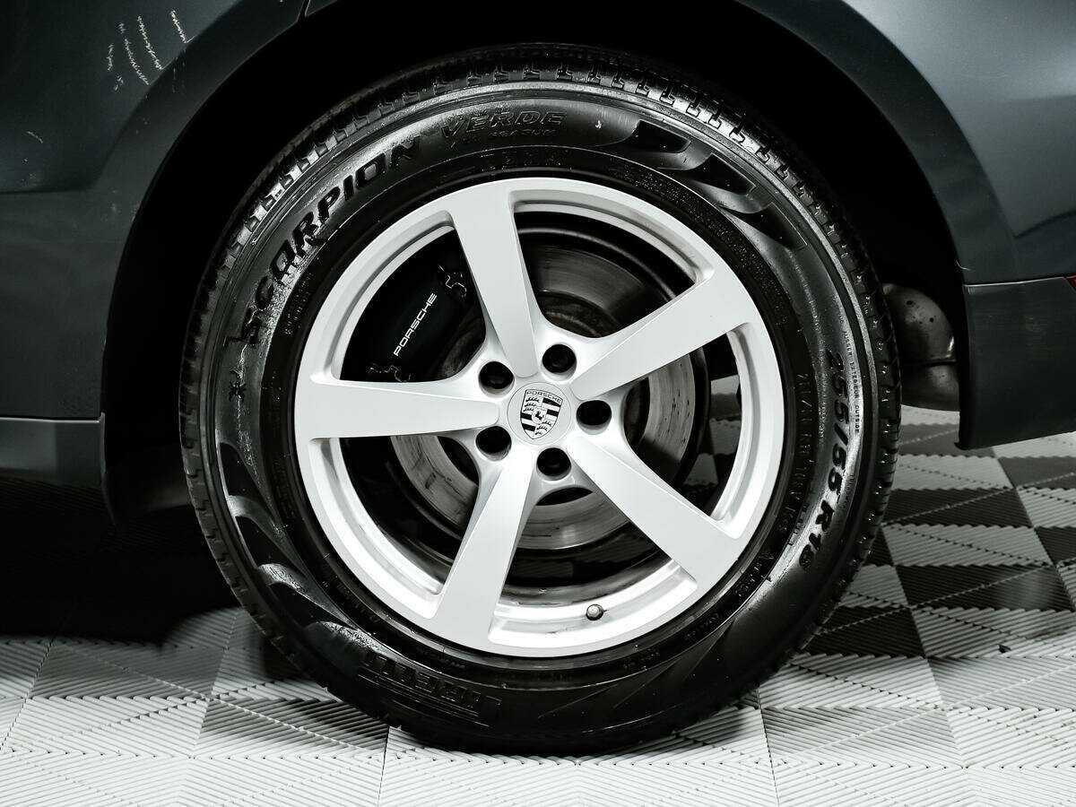 Porsche Macan с пробегом — 2019 год. Фото: #13