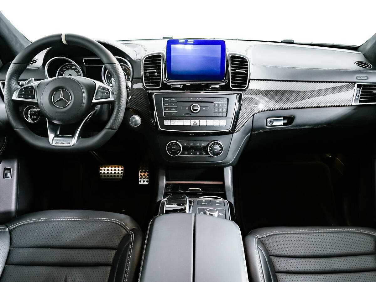 Mercedes-Benz GLE Coupe AMG с пробегом — 2017 год. Фото: #8