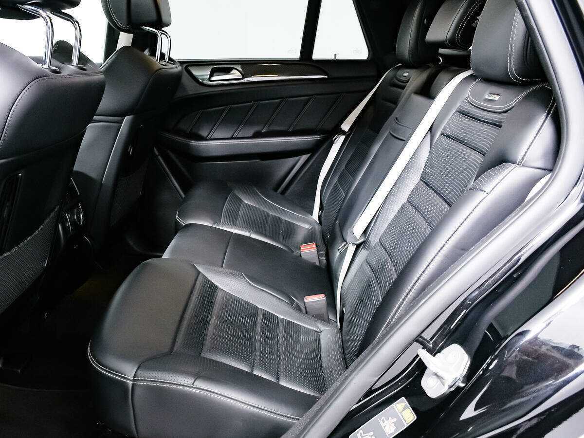 Mercedes-Benz GLE Coupe AMG с пробегом — 2017 год. Фото: #9