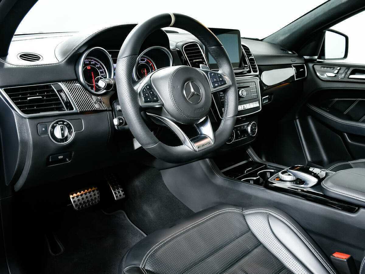 Mercedes-Benz GLE Coupe AMG с пробегом — 2017 год. Фото: #10