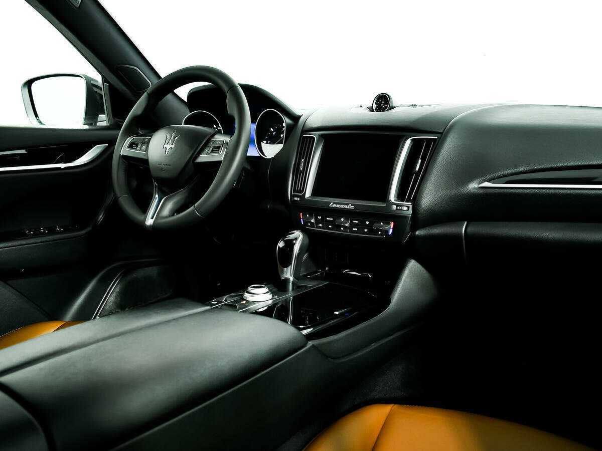 Maserati Levante с пробегом — 2018 год. Фото: #6