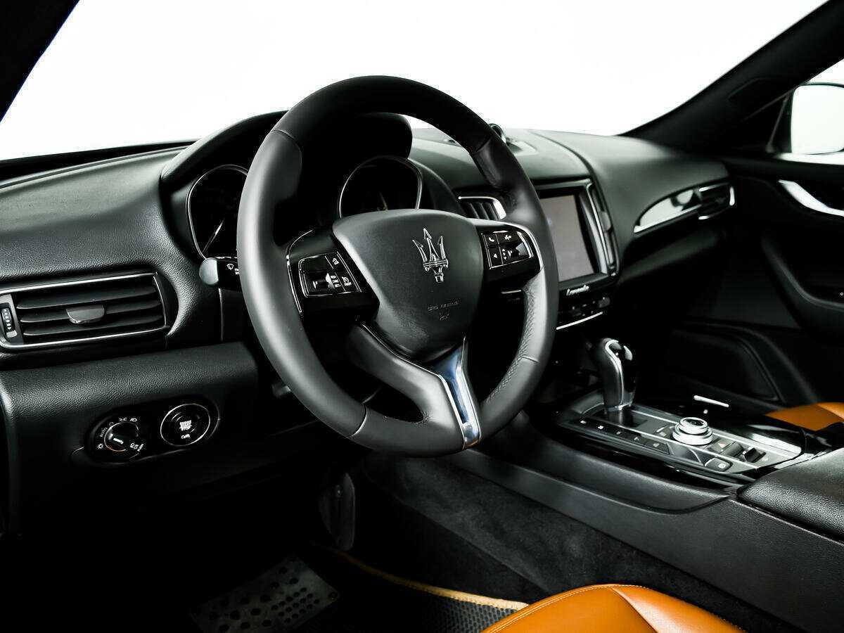 Maserati Levante с пробегом — 2018 год. Фото: #10