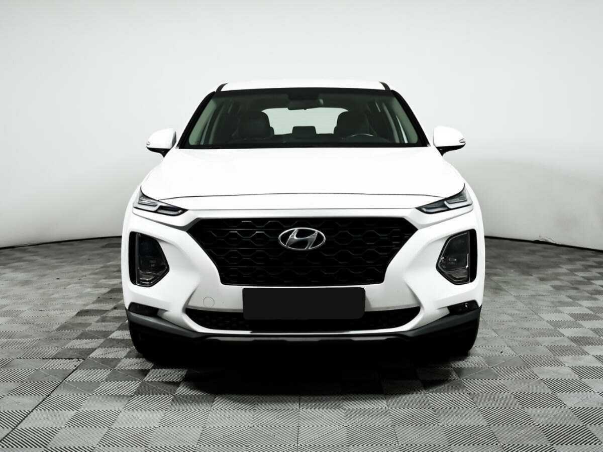 Hyundai Santa Fe с пробегом — 2019 год. Фото: #1