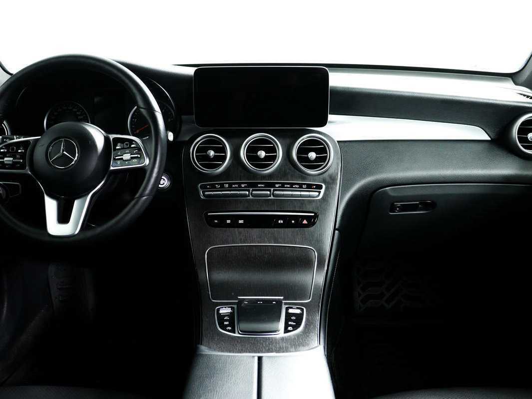 Mercedes-Benz GLC с пробегом — 2019 год. Фото: #10