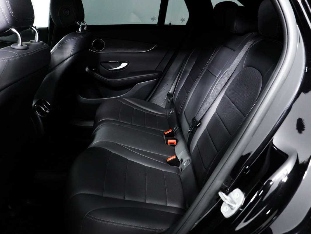 Mercedes-Benz GLC с пробегом — 2019 год. Фото: #11