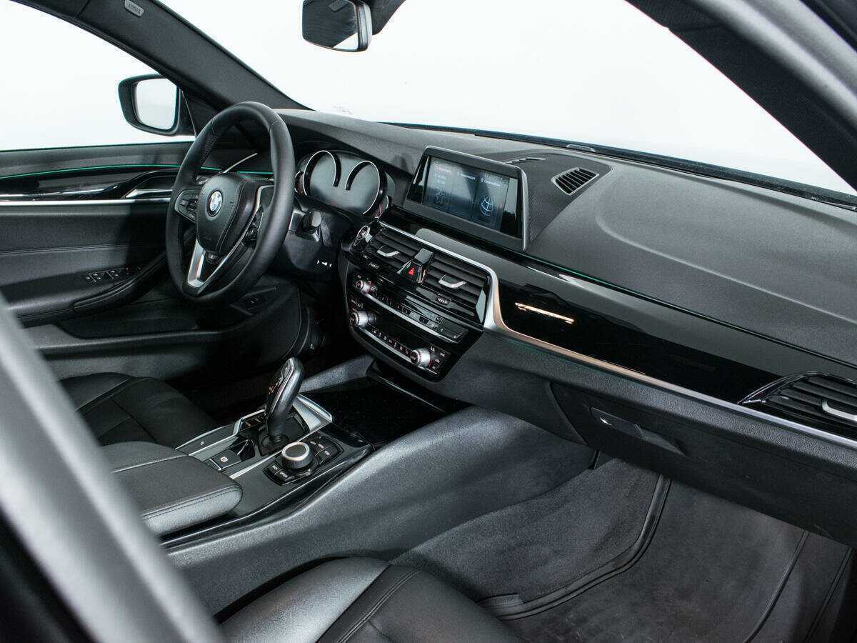 BMW 5 серии с пробегом — 2018 год. Фото: #8
