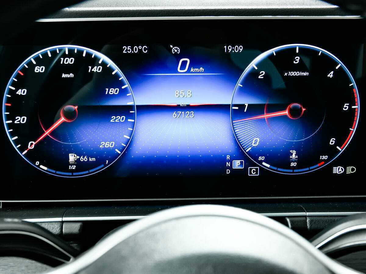 Mercedes-Benz GLE с пробегом — 2019 год. Фото: #9