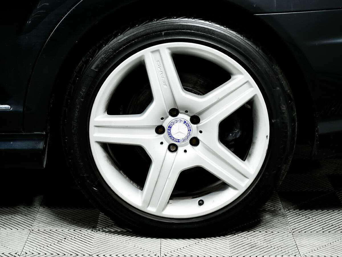 Mercedes-Benz S-Класс с пробегом — 2010 год. Фото: #11