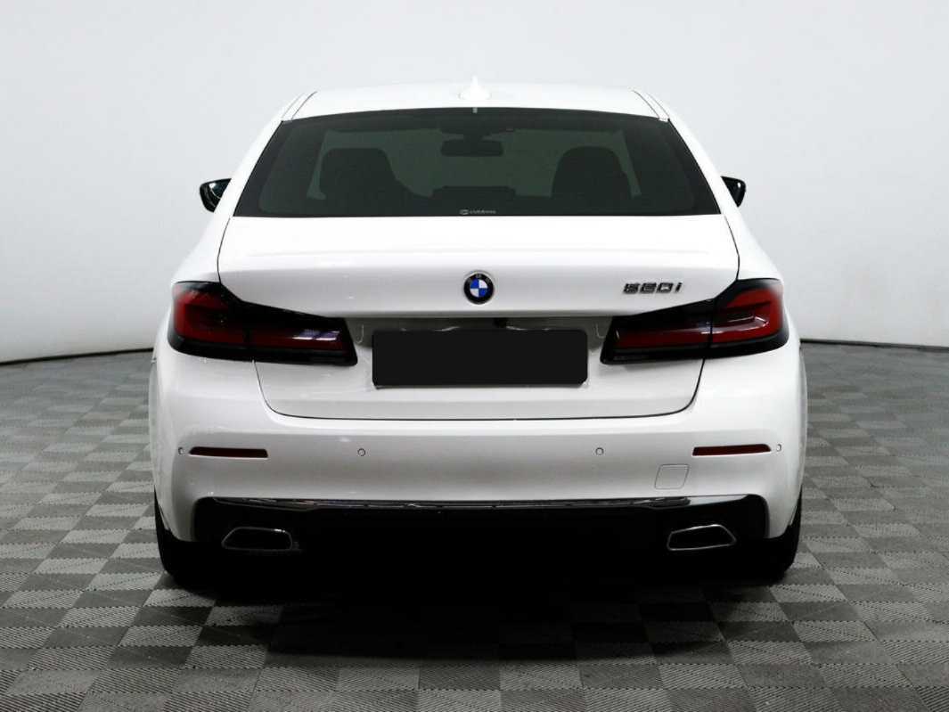 BMW 5 серии с пробегом — 2022 год. Фото: #5