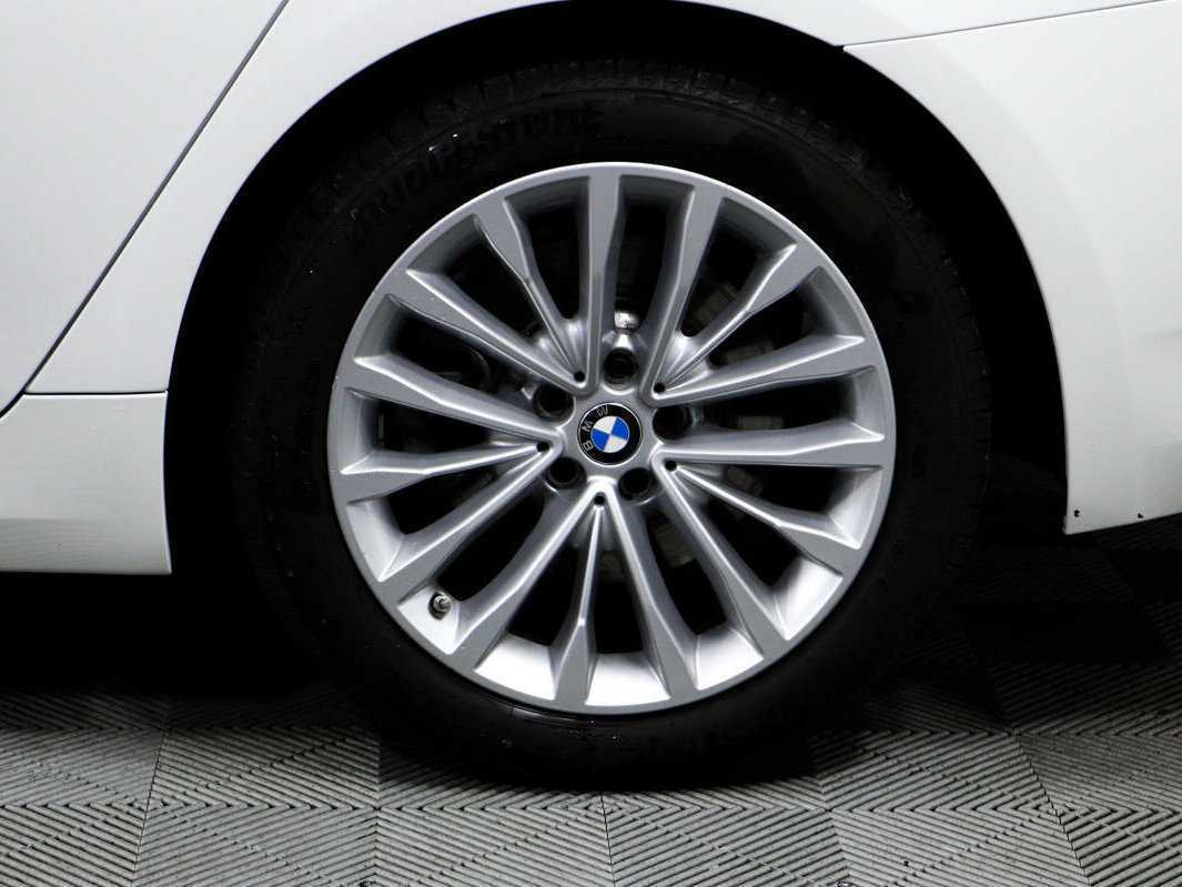 BMW 5 серии с пробегом — 2022 год. Фото: #13