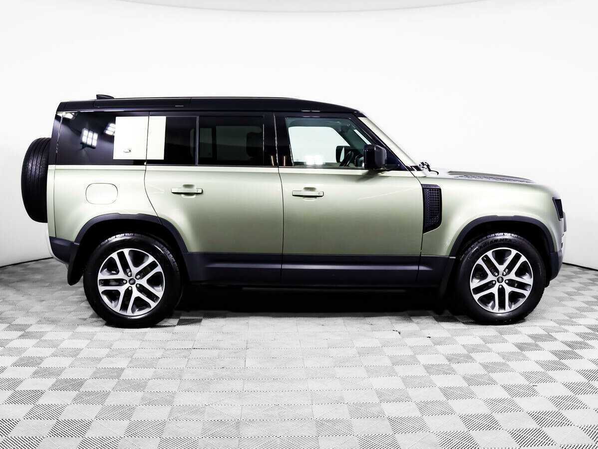 Land Rover Defender с пробегом — 2021 год. Фото: #3