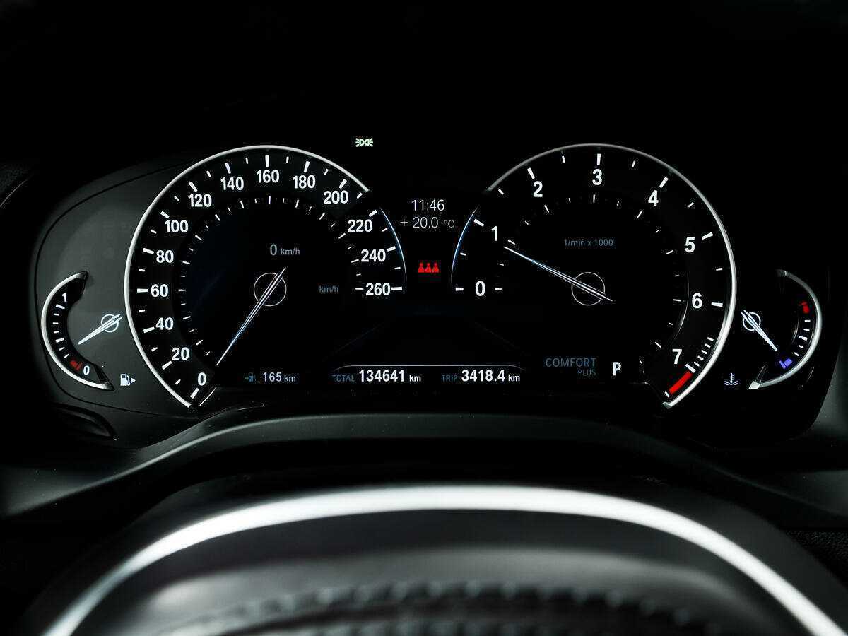 BMW X3 с пробегом — 2017 год. Фото: #9