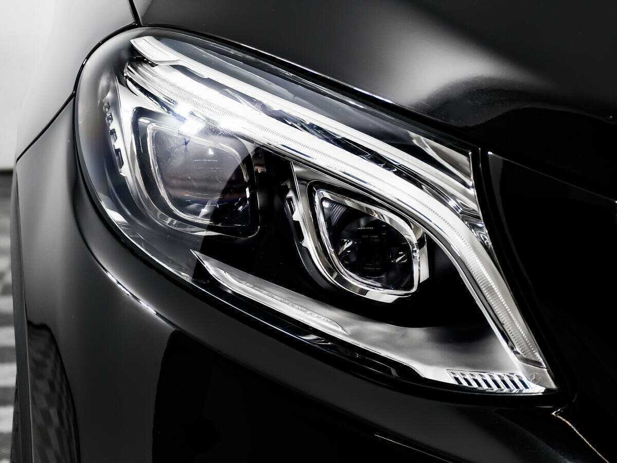 Mercedes-Benz GLE Coupe с пробегом — 2016 год. Фото: #14