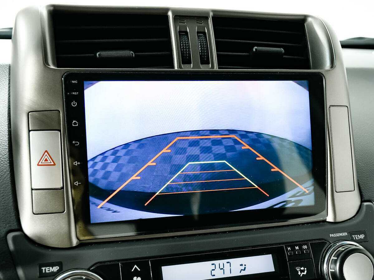 Toyota Land Cruiser Prado с пробегом — 2010 год. Фото: #12