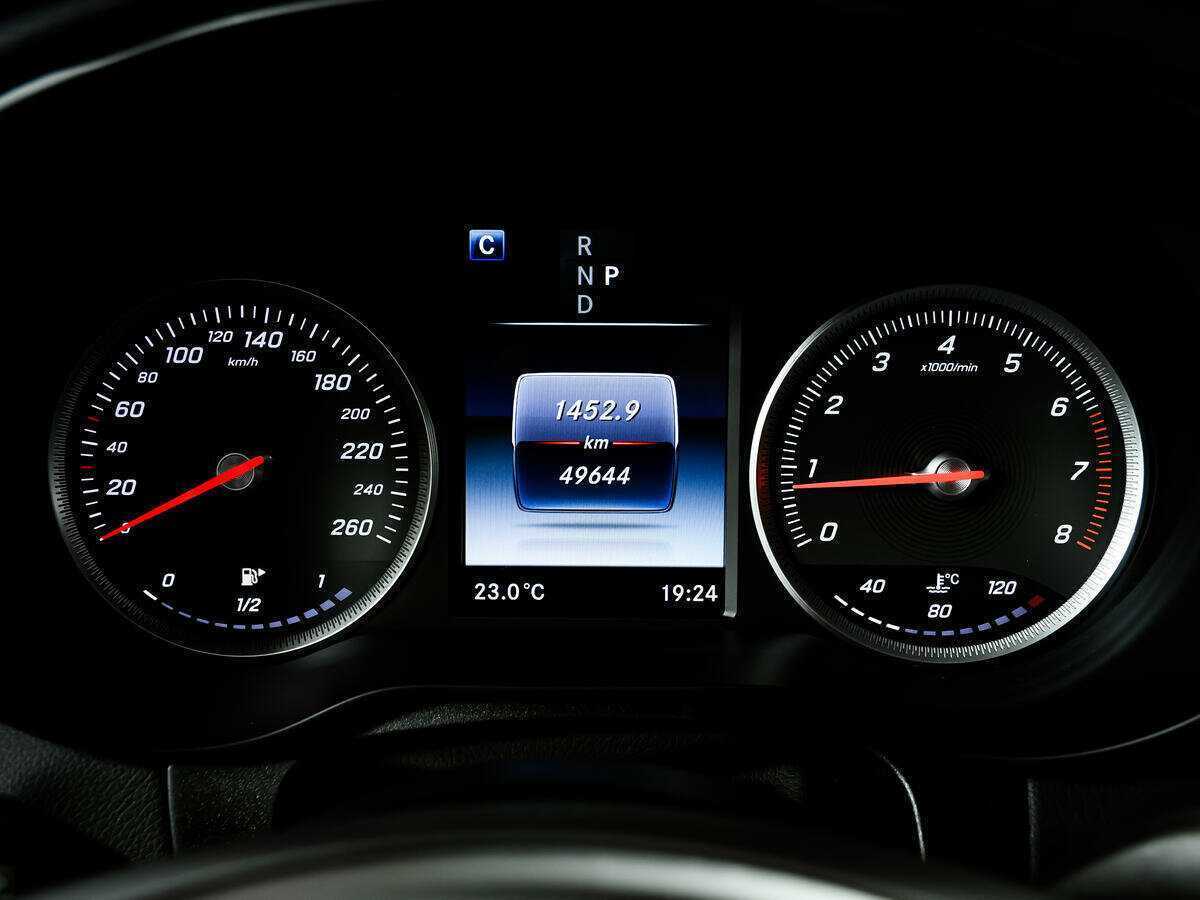 Mercedes-Benz GLC с пробегом — 2017 год. Фото: #7