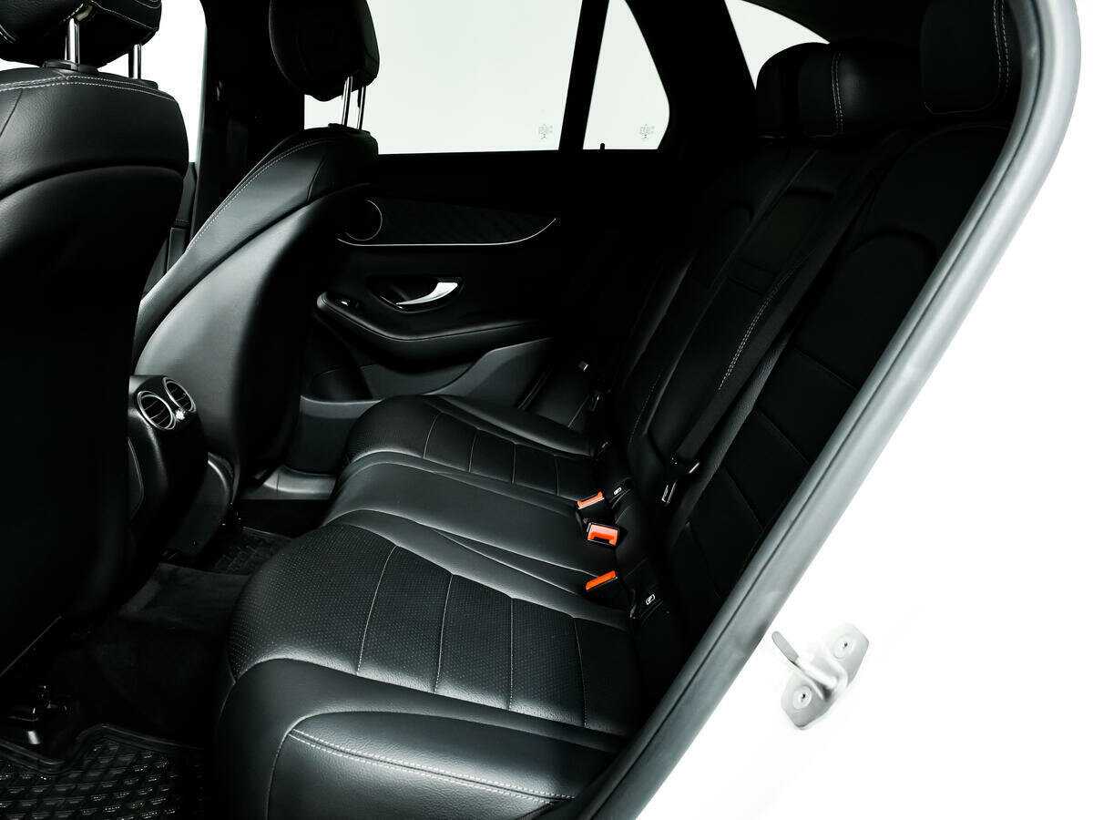 Mercedes-Benz GLC с пробегом — 2017 год. Фото: #9