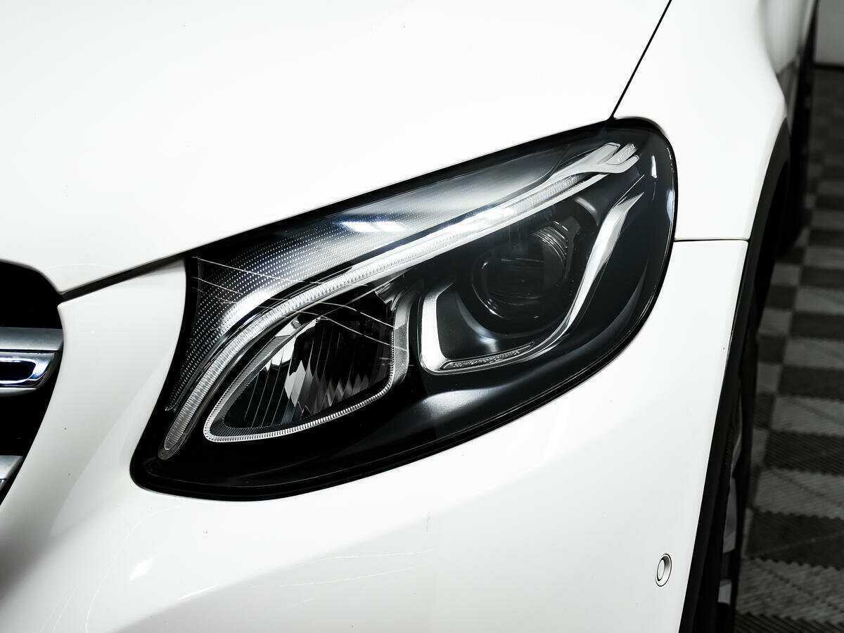 Mercedes-Benz GLC с пробегом — 2017 год. Фото: #12