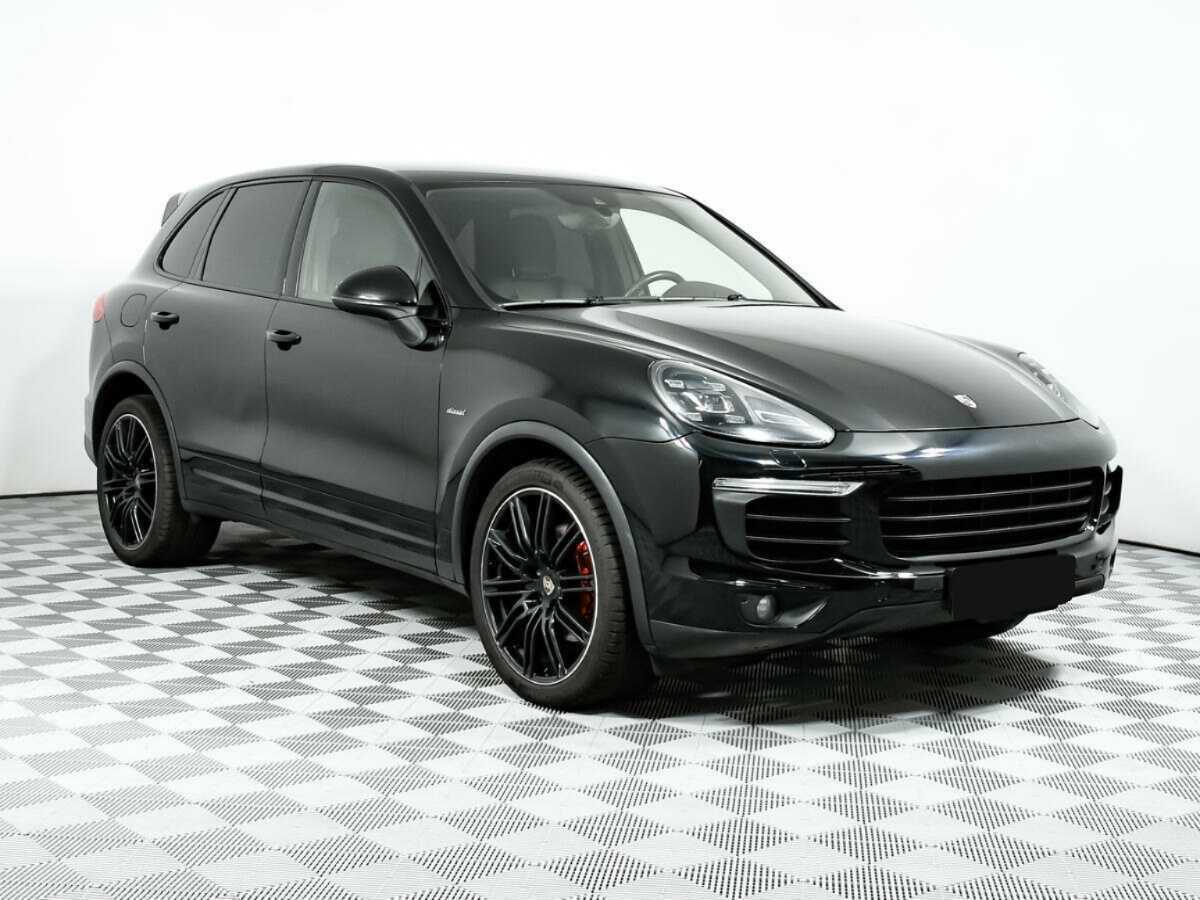 Porsche Cayenne с пробегом — 2015 год. Фото: #2