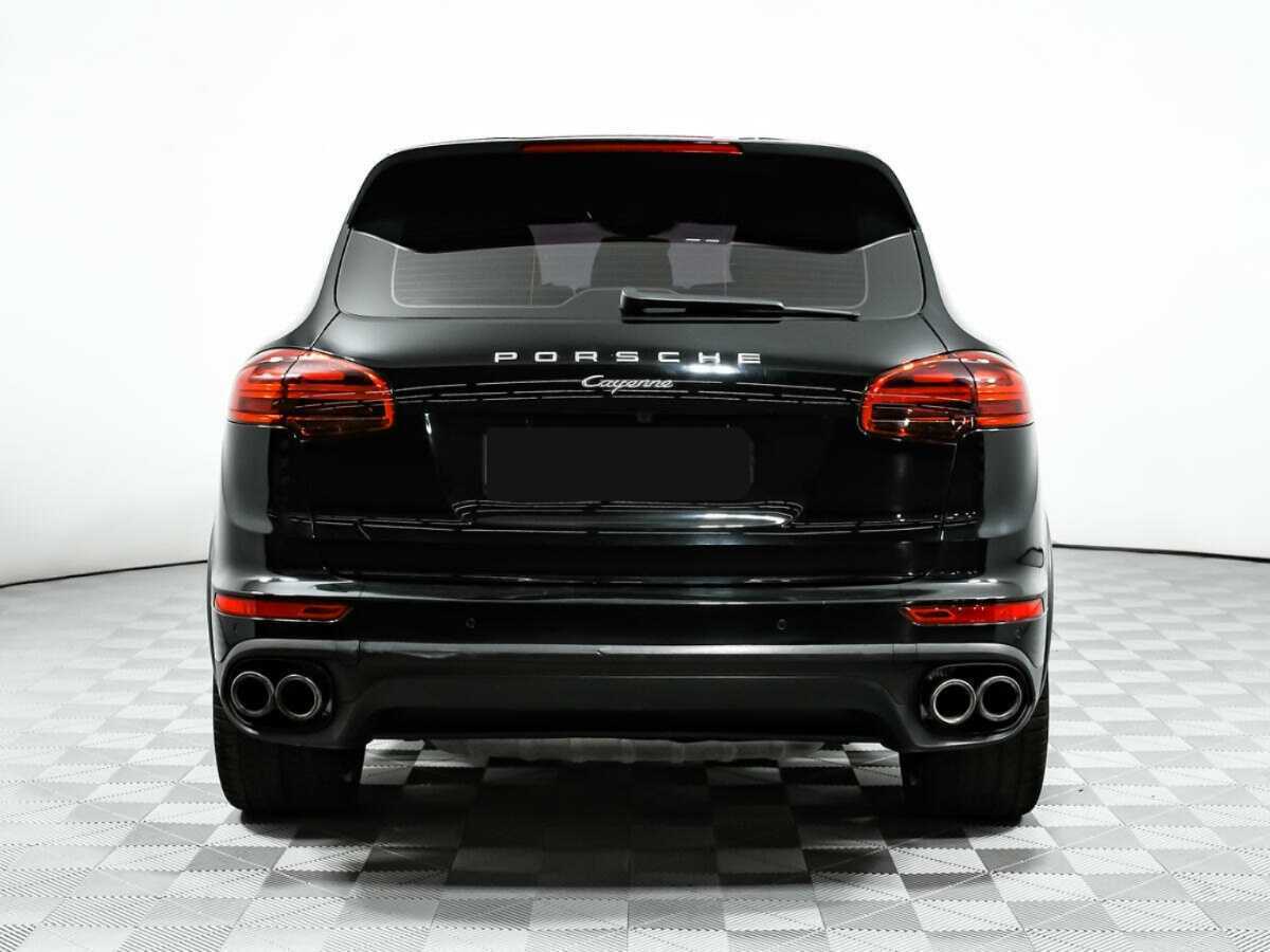 Porsche Cayenne с пробегом — 2015 год. Фото: #4