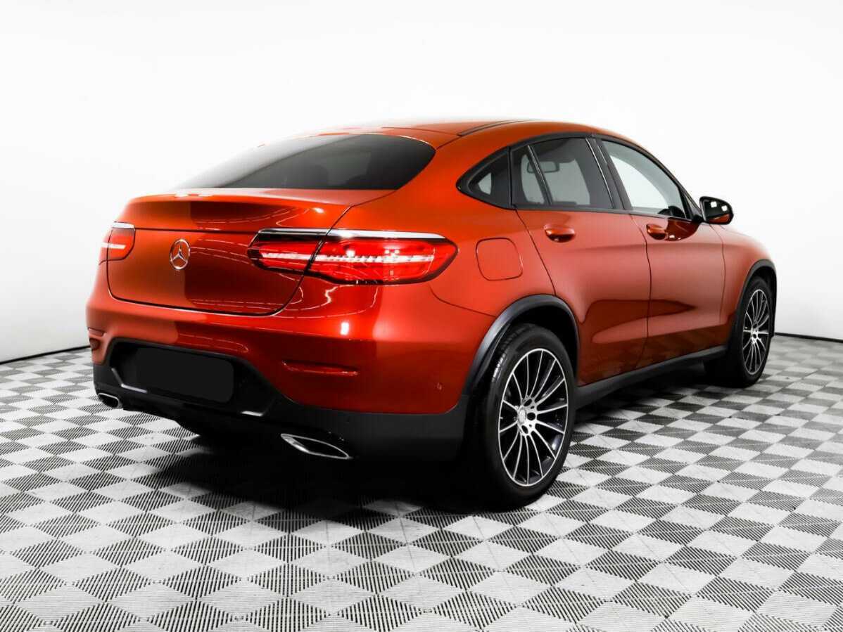 Mercedes-Benz GLC Coupe с пробегом — 2016 год. Фото: #4