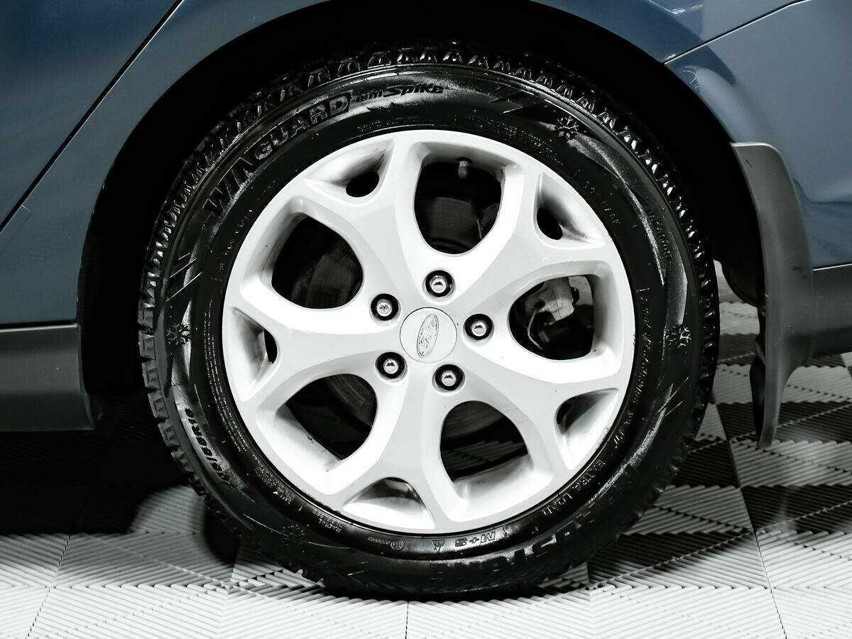 Ford Focus с пробегом — 2012 год. Фото: #13