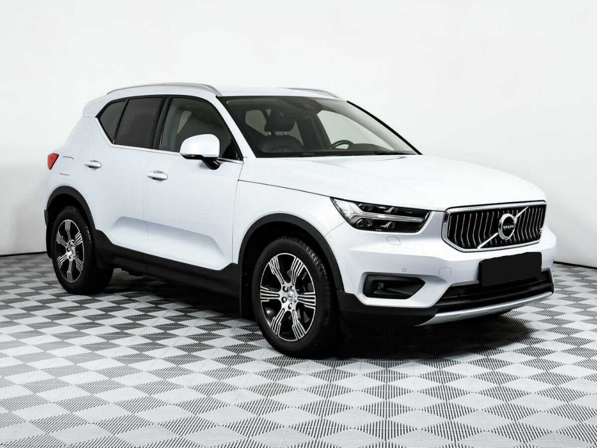 Volvo XC40 с пробегом — 2021 год. Фото: #2