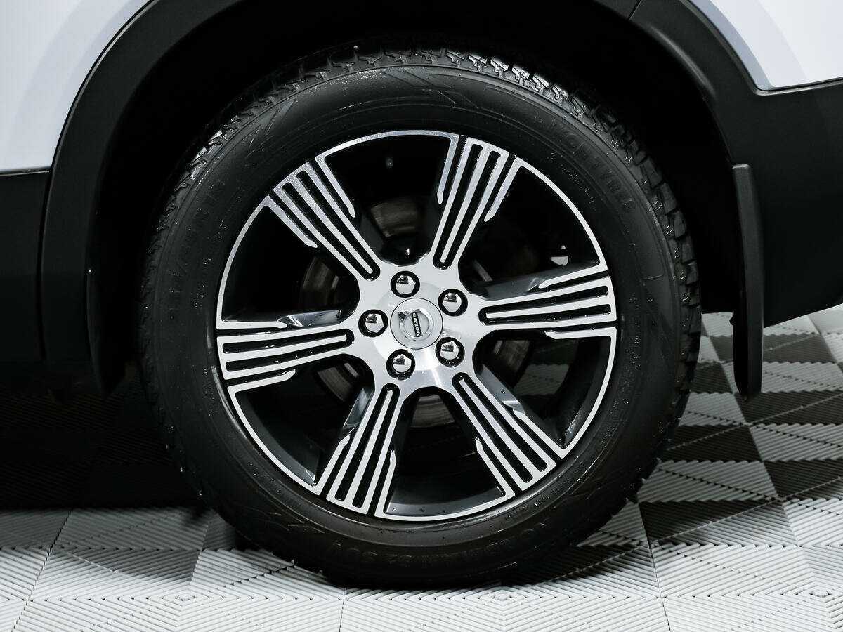 Volvo XC40 с пробегом — 2021 год. Фото: #13