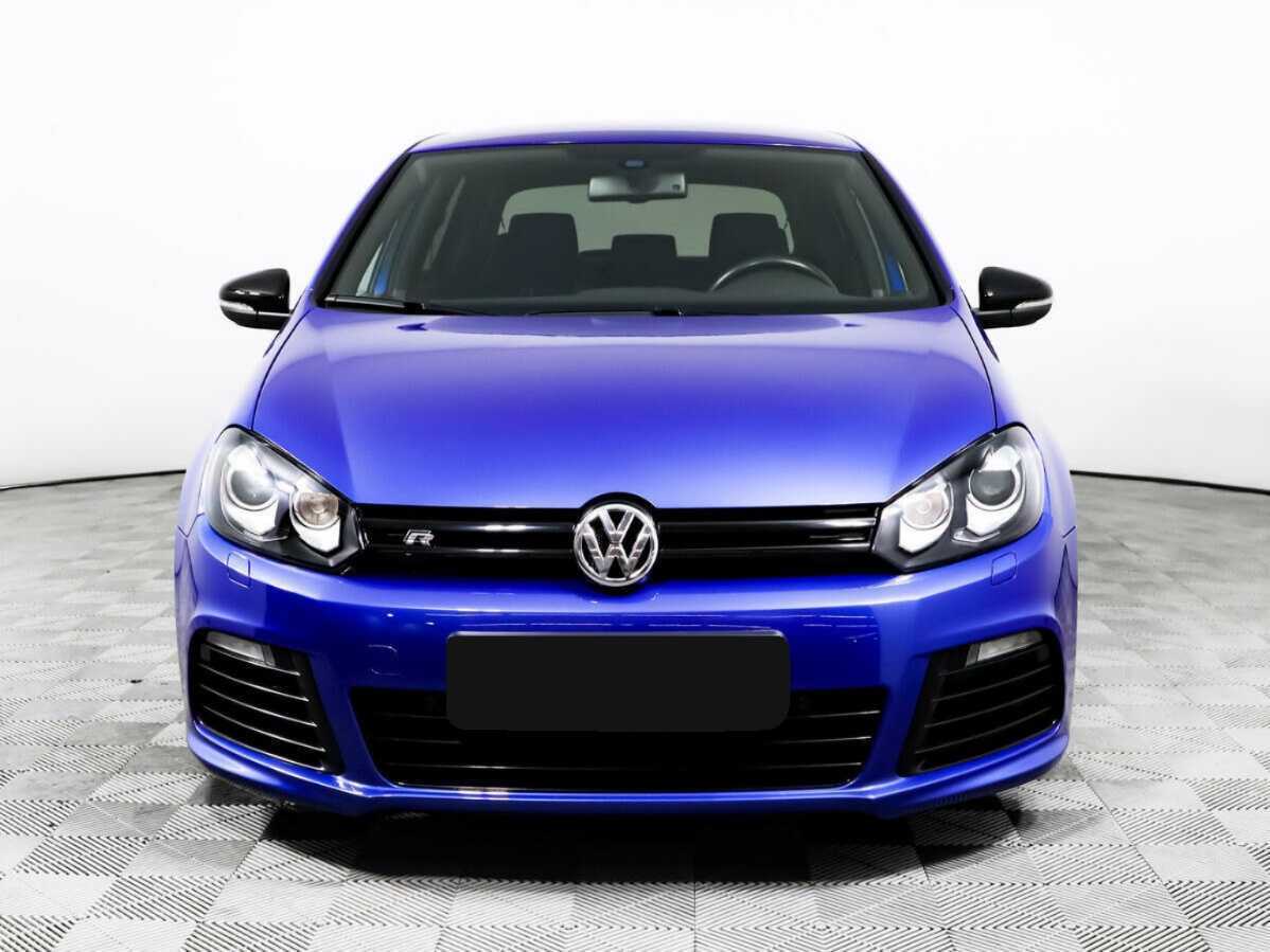 Volkswagen Golf R с пробегом — 2012 год. Фото: #1