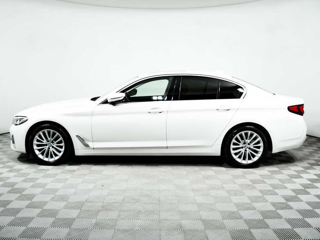 BMW 5 серии с пробегом — 2021 год. Фото: #7