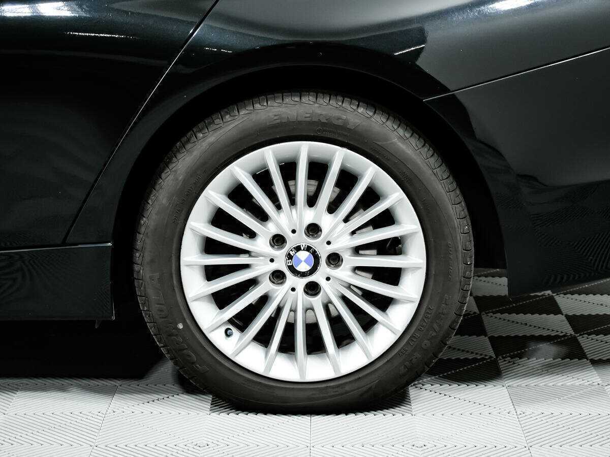 BMW 3 серии с пробегом — 2013 год. Фото: #13